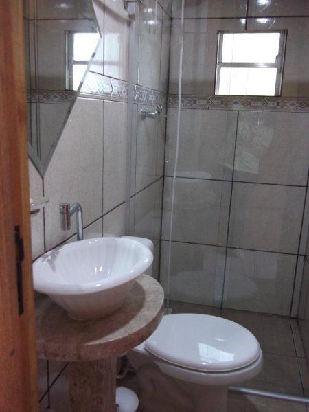 Pequena Pousada Pernottare Estacionamento Frente E Lado Publico Privado Gramado Quarto foto
